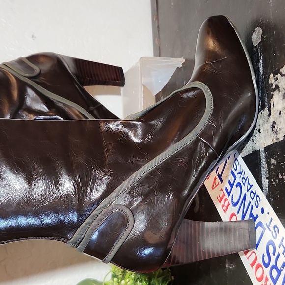 FRANCO SARTO Man Made Thin Patent Pull On Buckle Detail Heelwd Boot 7.5M - Picture 6 of 16